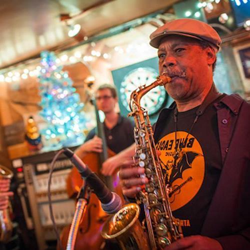 Live musicians play at Donkey Coffee in Athens, Ohio